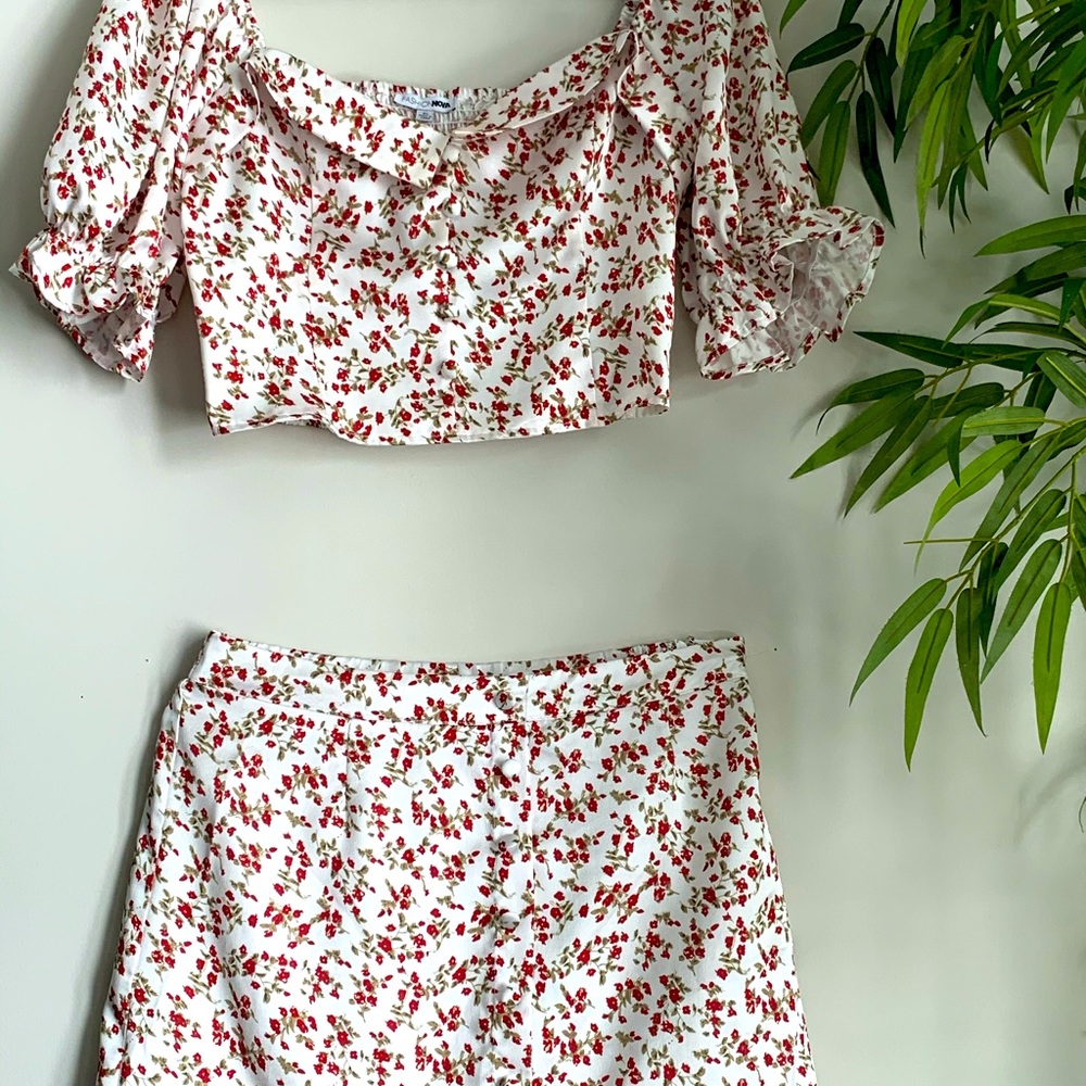 Flirty Floral Fashion Nova Co-ord Set 🌸